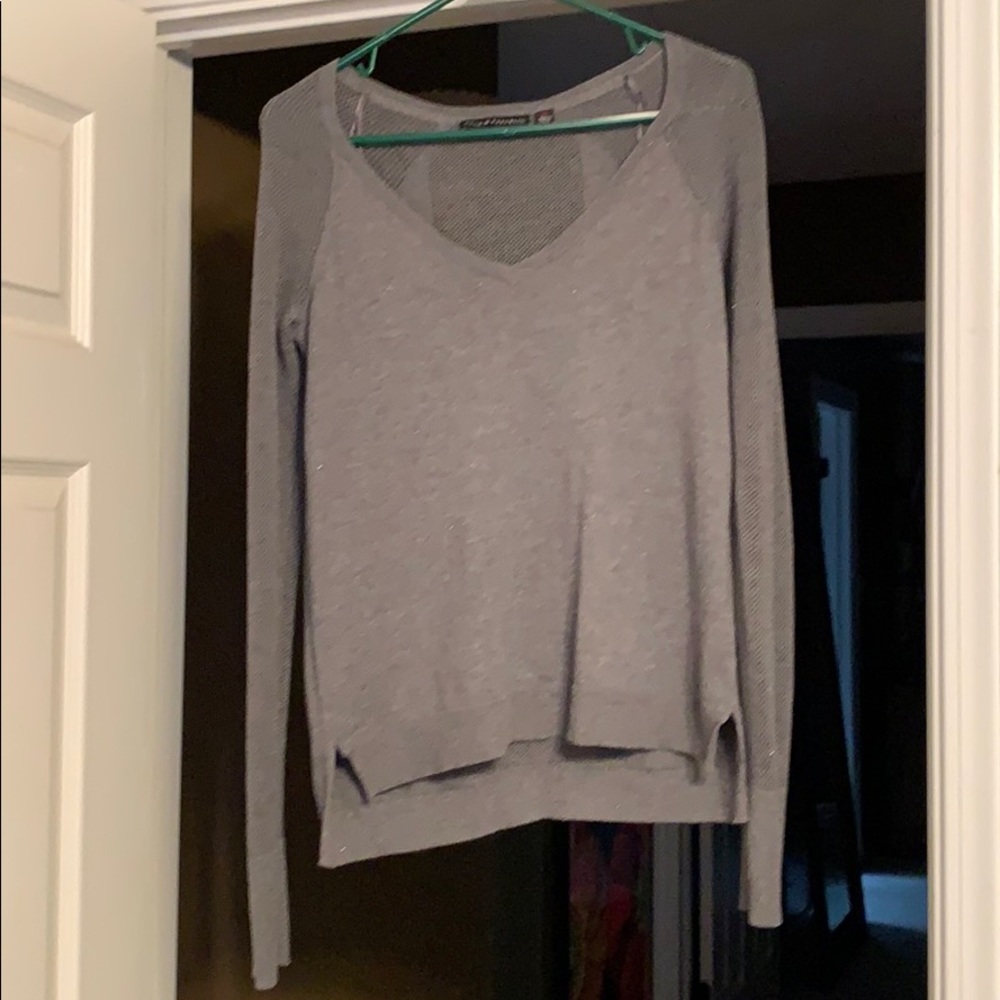 Lightweight sweater